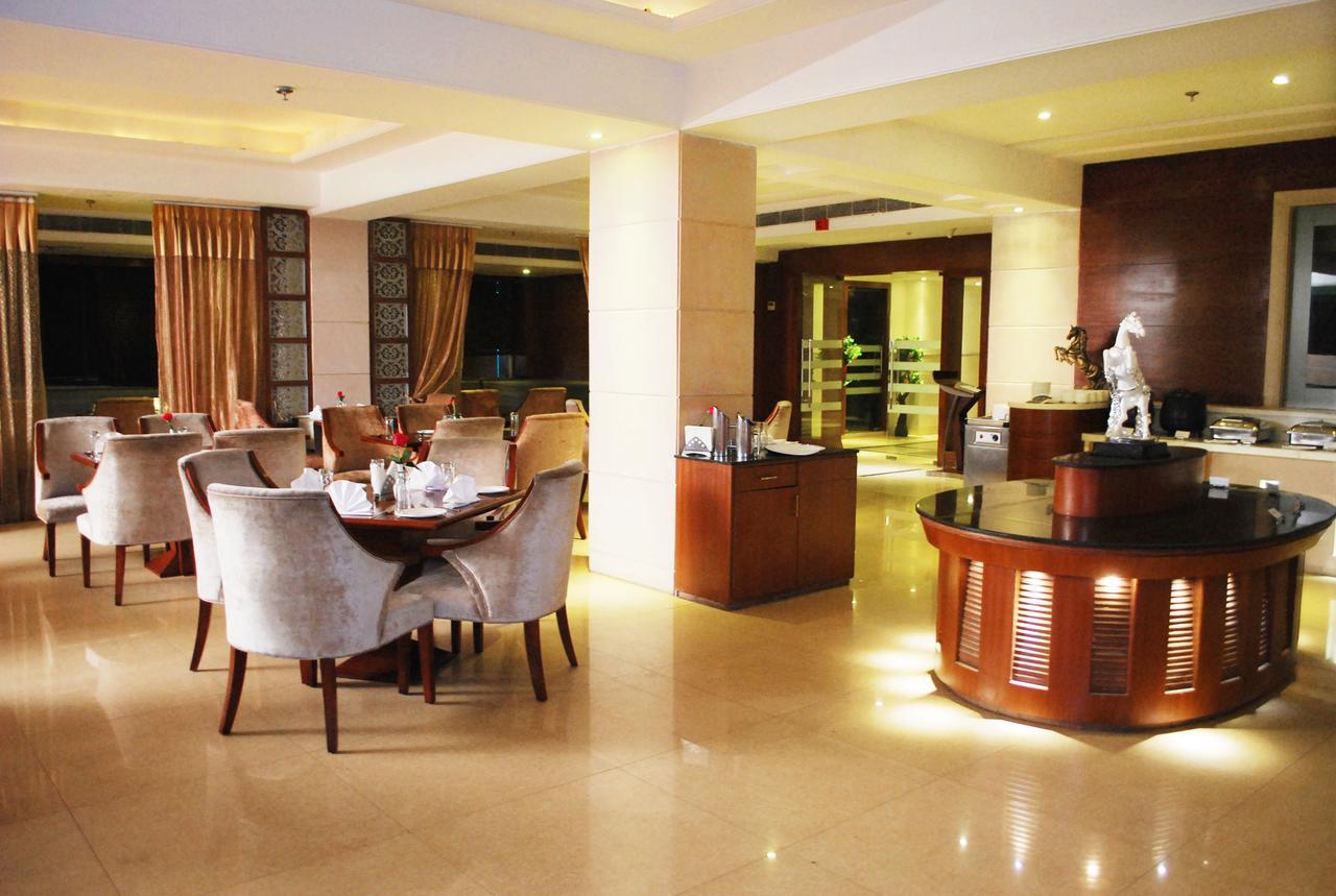 Citrus Hotel Ghaziabad Exterior photo