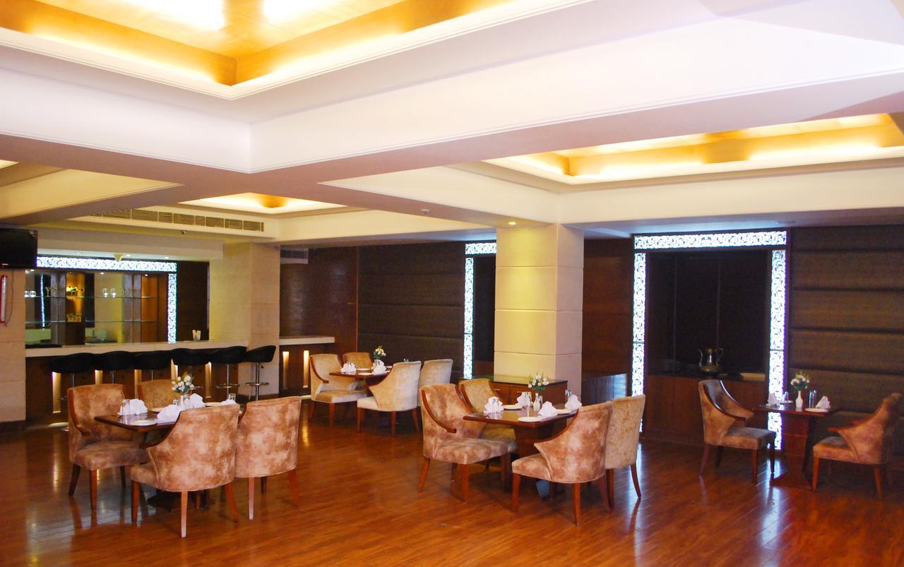 Citrus Hotel Ghaziabad Exterior photo