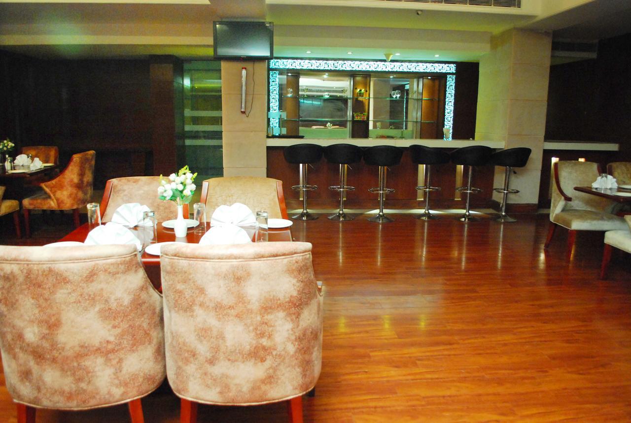 Citrus Hotel Ghaziabad Exterior photo